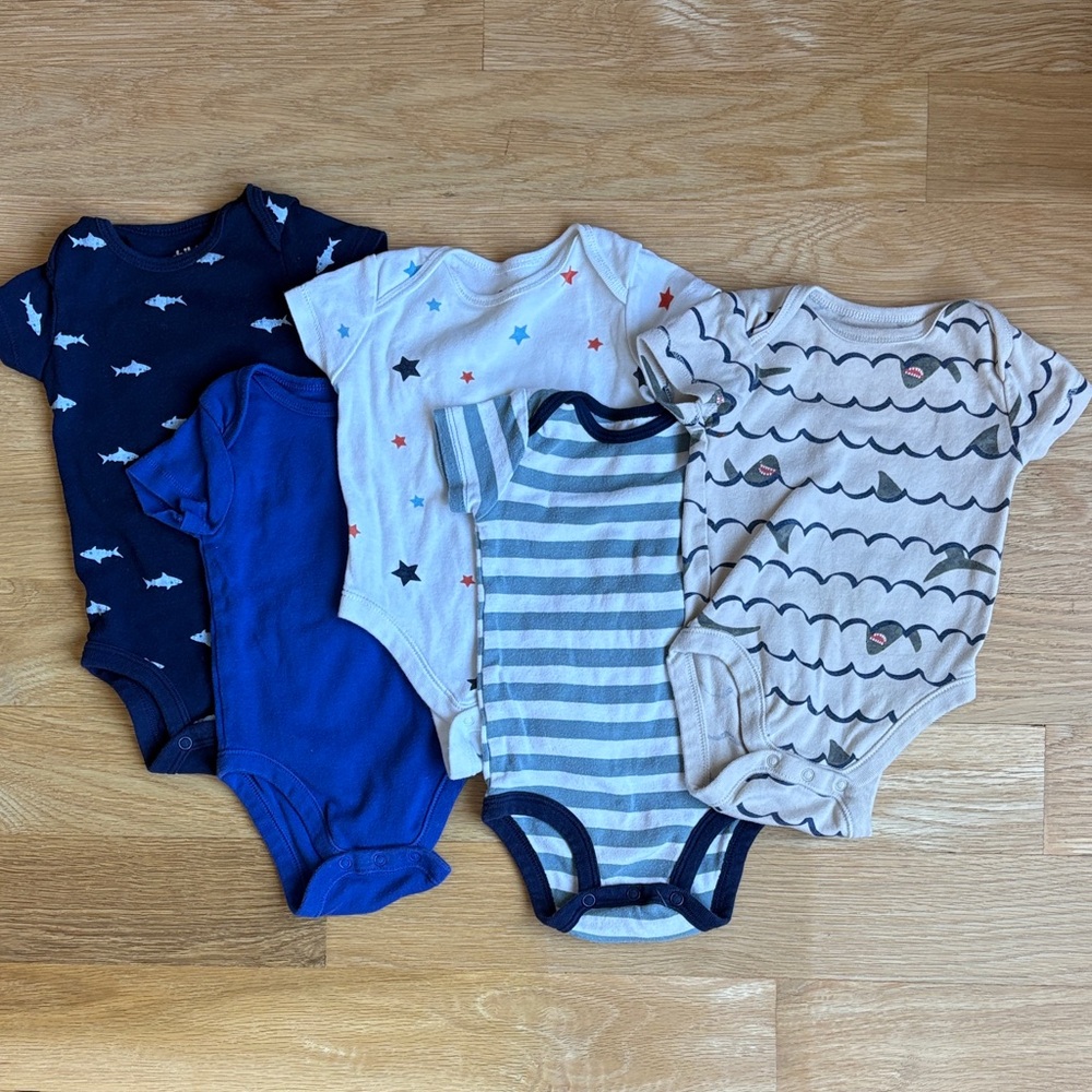 SET OF 5| CARTERS & OLD NAVY SHORT SLEEVE BODYSUITS